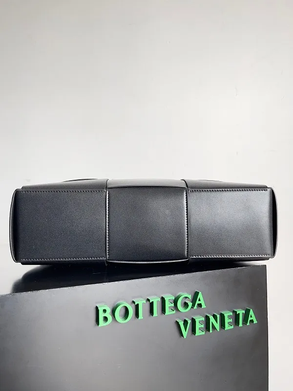 All categories 💚 Authentic bags 💚 BV 2025 new Bottega Veneta large plaid woven men's briefcase